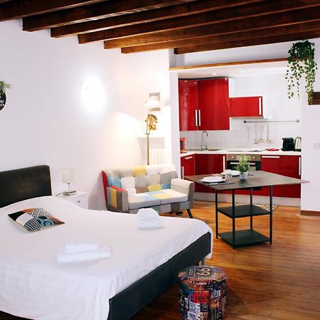 Hbhall Navigli 2 Apartment Milan Exterior photo